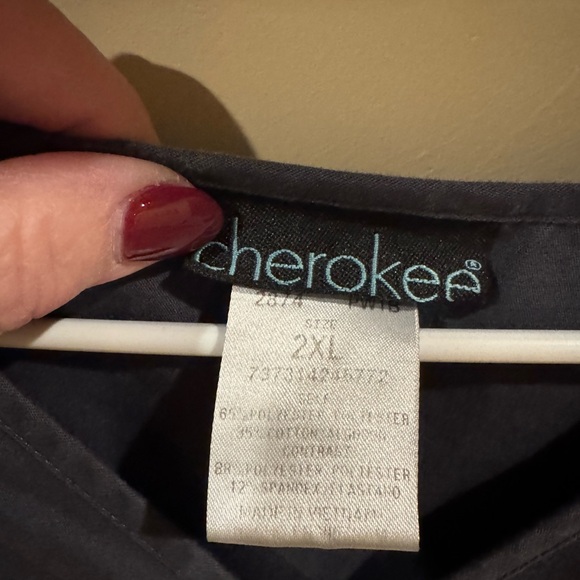 Cherokee Scrub Tops - Picture 3 of 5